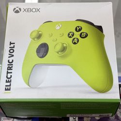 NEW! Xbox Series S/X Wireless Controller - SEALED