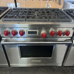 Wolf 36” Stainless Steel Wolf Dual Fuel Gas Range Stove