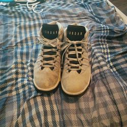 Marcos Home Selling Clothes And Shoes