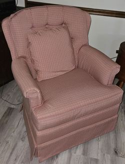 2 Matching chairs