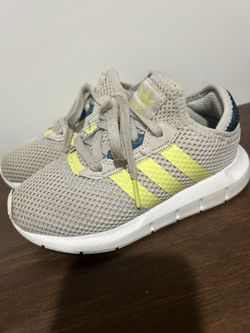 Kids Girls Adidas Size 11C