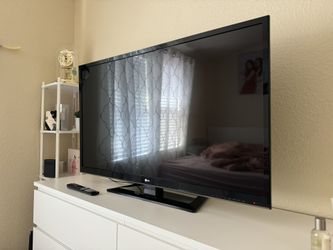 LG 47LS4600 UA TV