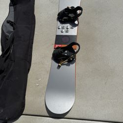 Burton Custom Camber 162 Snowboard w/ Dakine Bag