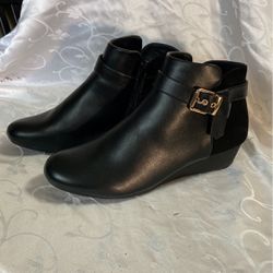Black Ankle Boots 10W
