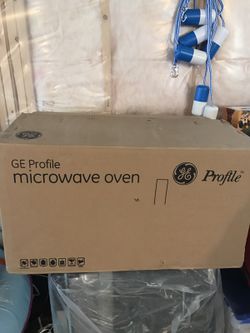 GE Profile Countertop Microwave Oven (BRAND NEW In BOX)