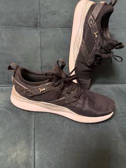 Puma Low-Top Sneakers Black and Gold