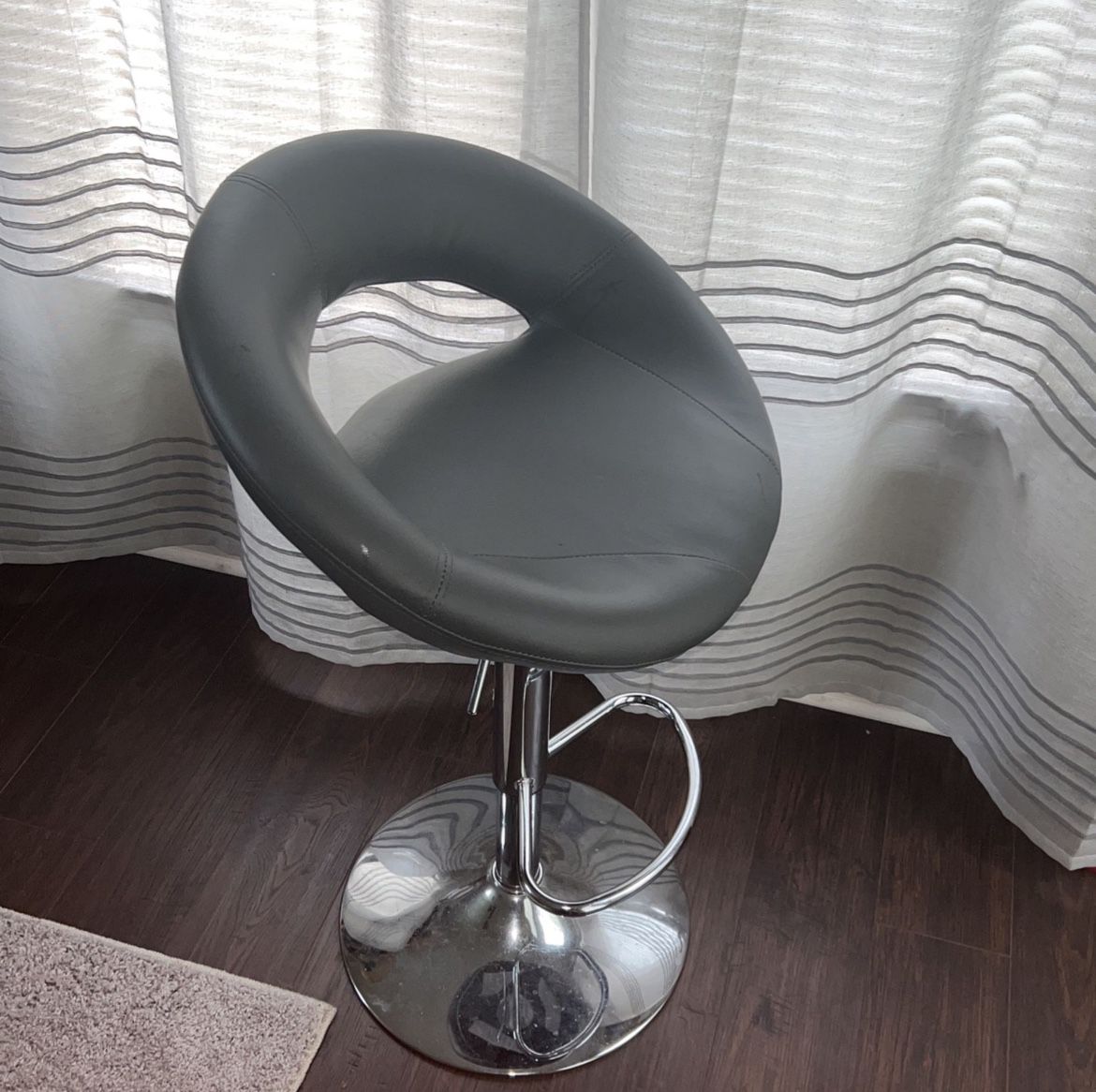 desk vanity salon chair 