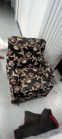 Living room chair