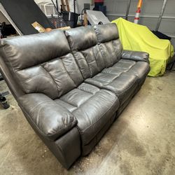 Willamen reclining sofa couch  in quarry
