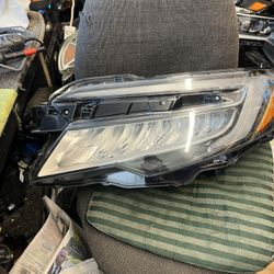 2019-22 HONDA PILOT  LEFT HEADLIGHT 