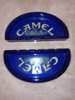 2 "CAMEL" MOON SHAPE COLECTBLE ASHTRAY'S BEAUTIFUL BLUE COLOR GLASS DIMANTION 8"L×3"3/4 W $10 EACH ASHTRAY.