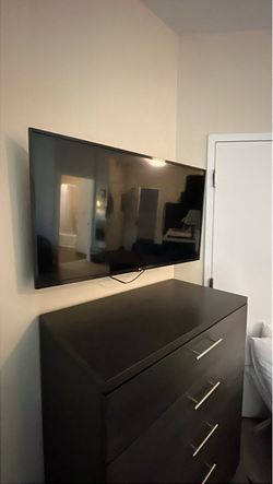 32 Inch LG TV