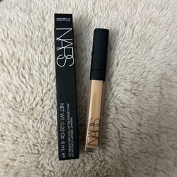 Nars Radiant Creamy Concealer SUCRE D'ORGE Med/Dark 1.5 - Size 6mL / 0.22 Oz.