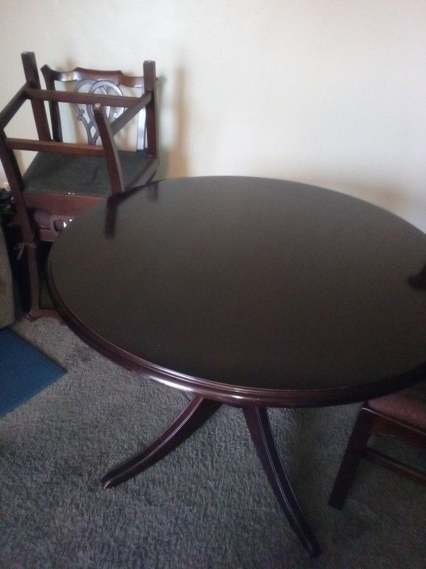 Bernhardt 5 Piece Cherrywood Round Dining Room Set