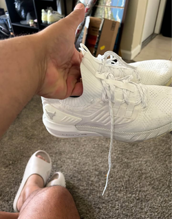Men’s under armour shoes HOVR size 10