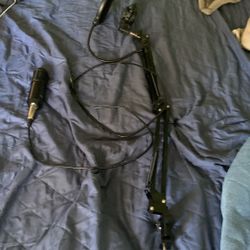 Bm 800 Mic Stand And Wires A