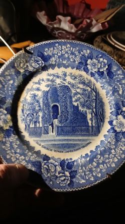 Vintage plates in china