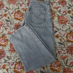 women’s levi’s dad jean