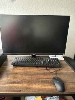 FULL DESK TOP SET UP