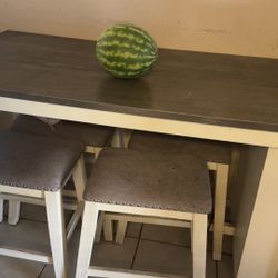 Mesa Esta En Buenas Condiciones 