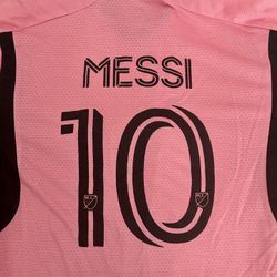 Men’s Medium Messi Jersey 