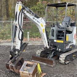 Bobcat Mini Excavator 
