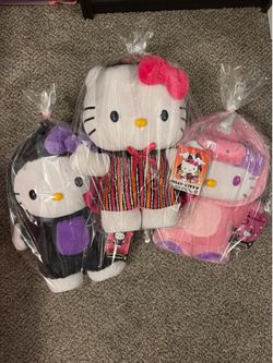 Hello Kitty, greeters