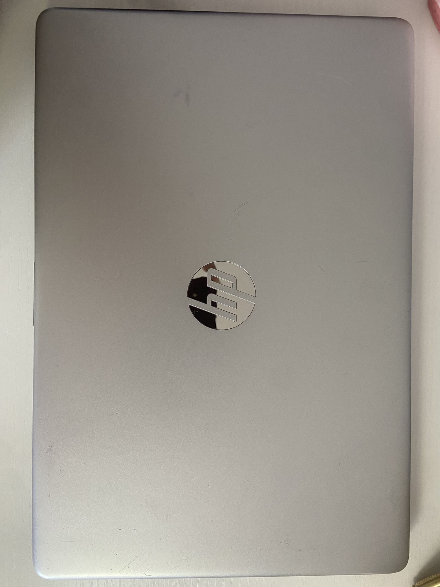 HP Laptop model 15-ef1040nr