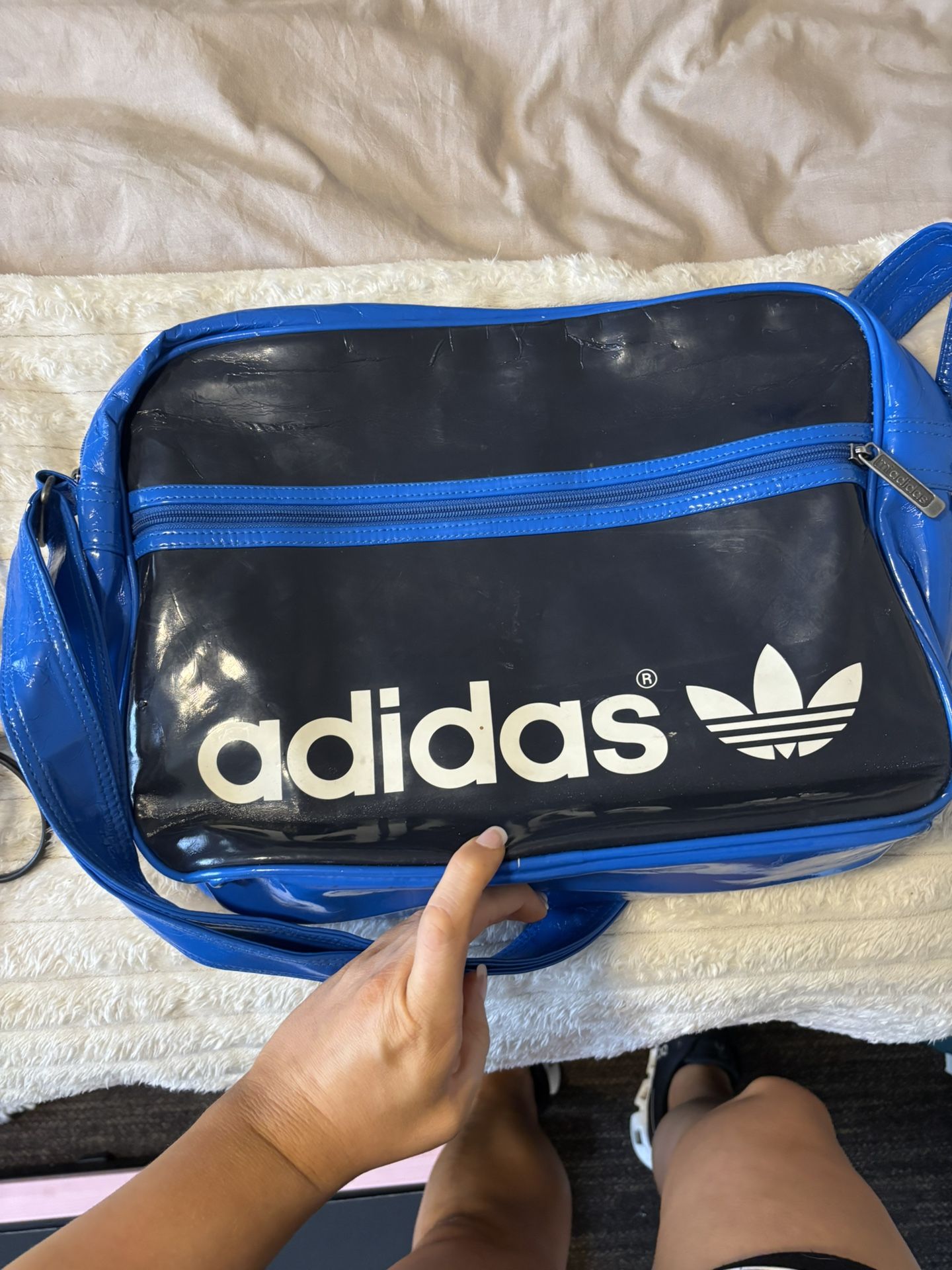 Adidas Originals Unisex Laptop Messenger Bag Blue Logo Airliner Retro