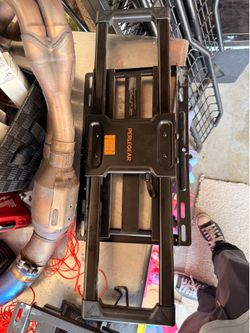 2 swivel wall TV mounts