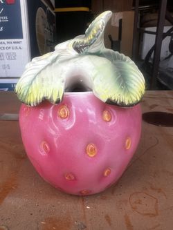 Vibtage strawberry ceramic sugar bowl