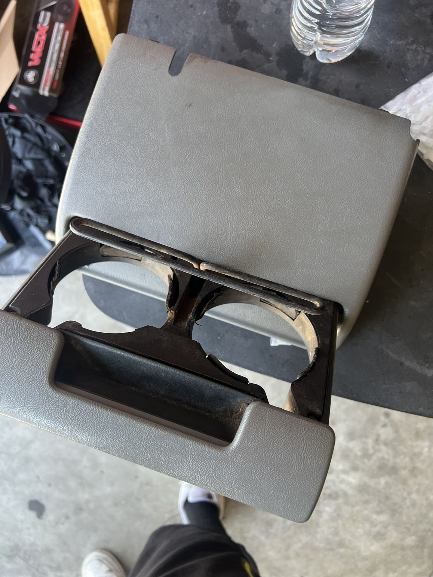 92 Obs Stereo Dash And Cup Holder Original