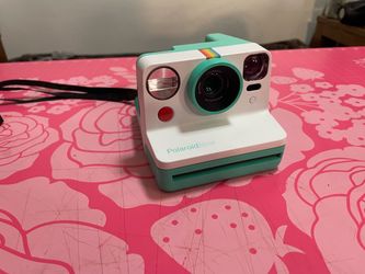 Polaroid instant camera