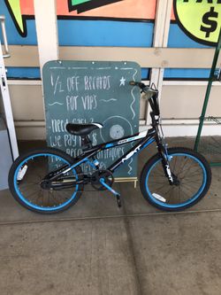 Next wipe out kids bike