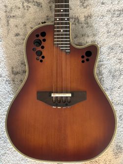 Mandolin - ovation elite model MM 68AX. Excellent condition.