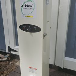 SQUARE D ATV21 S-FLEX FAN HEAT & PUMP DRIVE 460V 3PH ATV21HU40N4