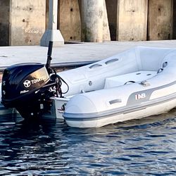 2020 AB 9’-6” RIB Inflatable Boat W 15 HP Fuel Injected Outboard Beautiful Dinghy