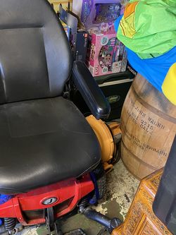 Electrical Wheel Chair Like New