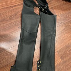 CALIFORNIA CREATIONS LEATHER MOTORCYCLE CHAPS - SIZE Small  - MADE IN USA