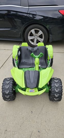 Powerwheels Race Car