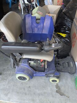 Electric Wheelchair