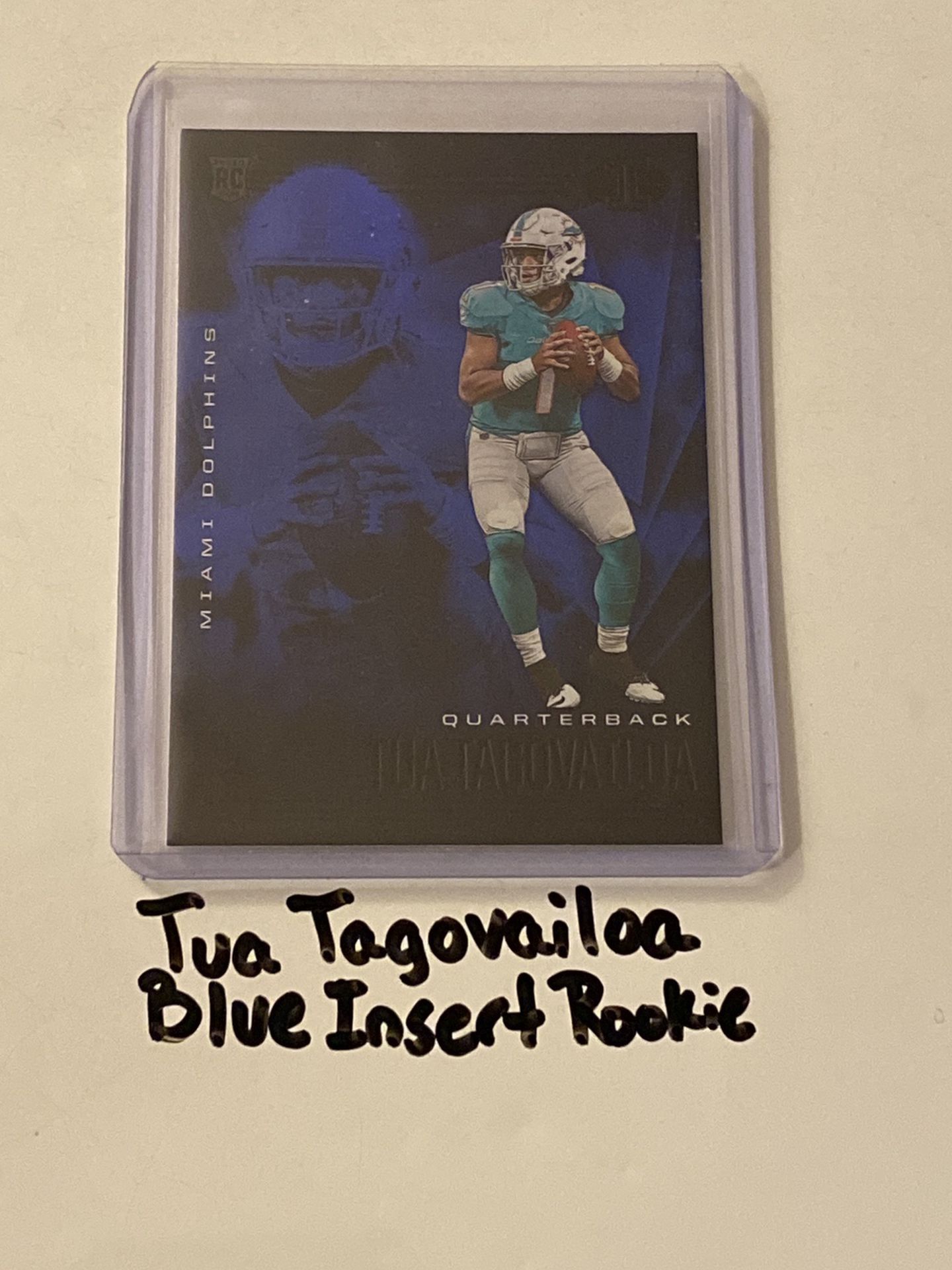 Tua Tagovailoa Miami Dolphins QB Short Print Blue Parallel Insert Rookie Card.