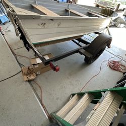 2 Boats 2 Stroke Outboard Trolling Motor Trailer And Accessories 