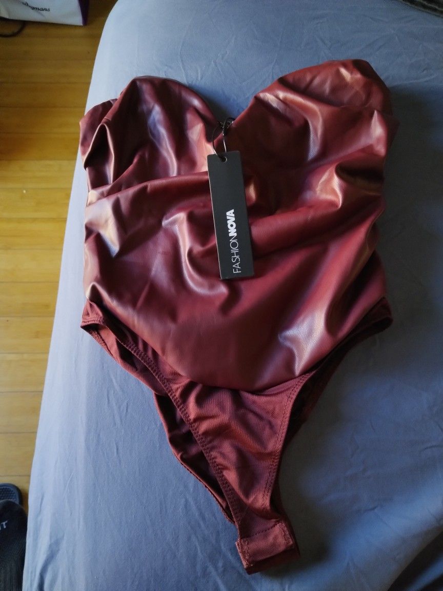 burgundy pleather fashion nova bodysuit XS