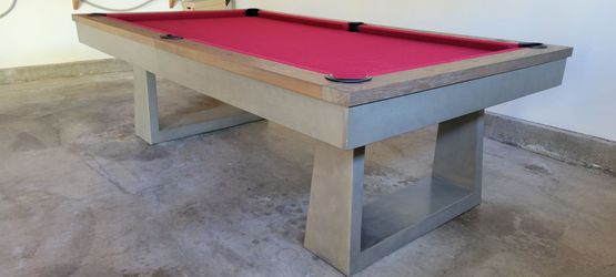 8ft Pool Table free delivery
