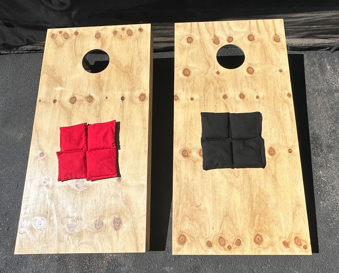 Cornhole Set
