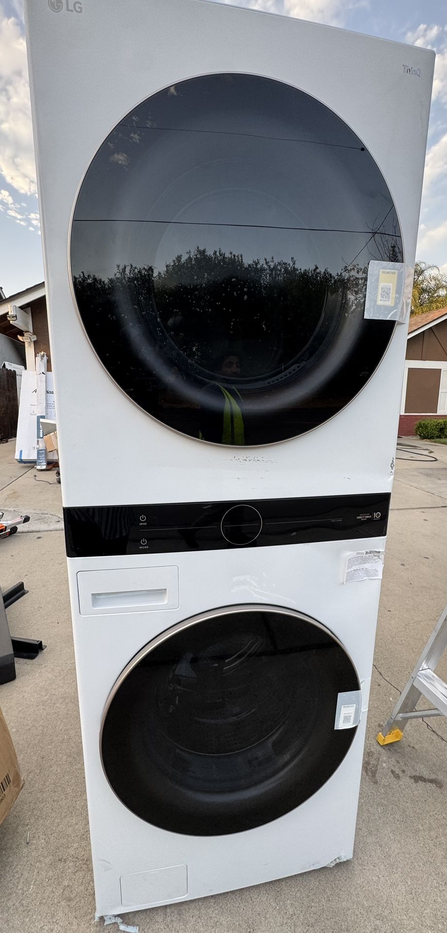 LG Electric Stackable Washer And Dryer