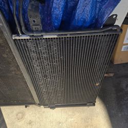 Car Radiator (engine cooling radiator)