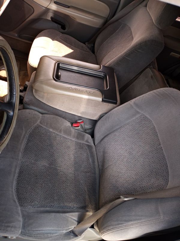 2001 tahoe front seats for Sale in Houston, TX - OfferUp
