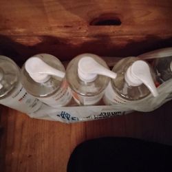 5 Bottles Of Brand New Hand Sanitizer Gel